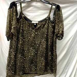 Urban collection Lacey lined off the shoulder blouse ladies sz 3x